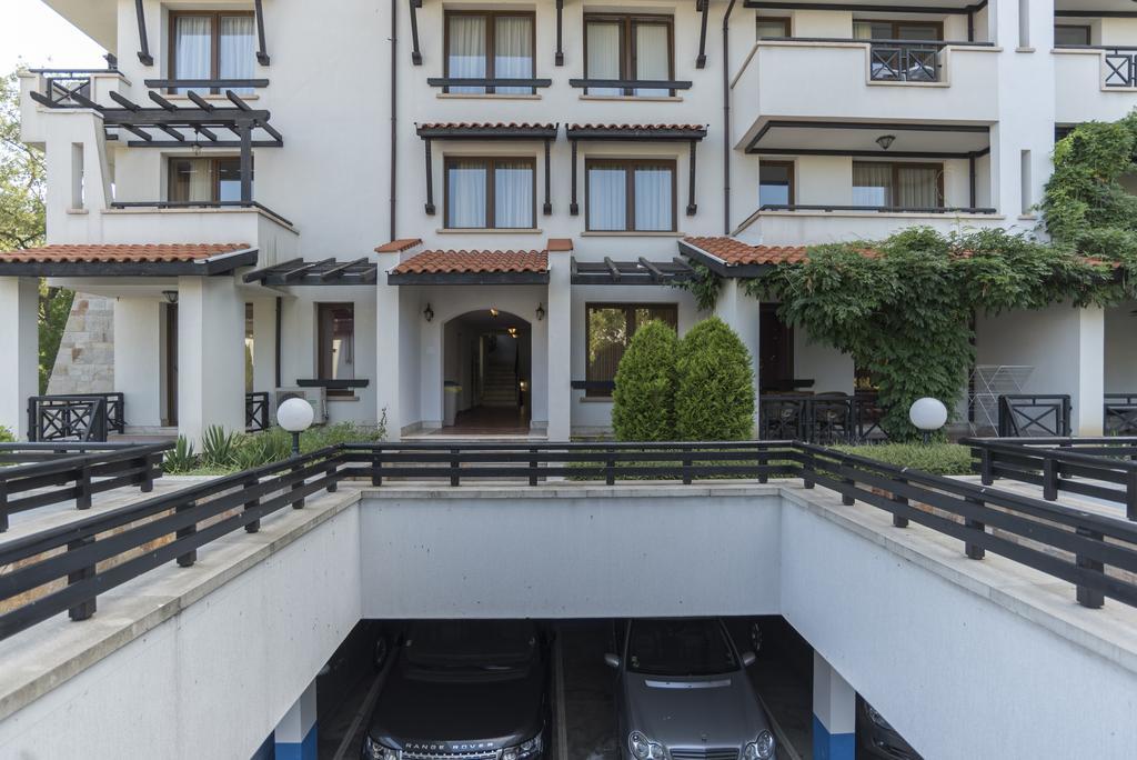 Oasis Resort & Spa Cozy Apartments 洛泽内茨 外观 照片