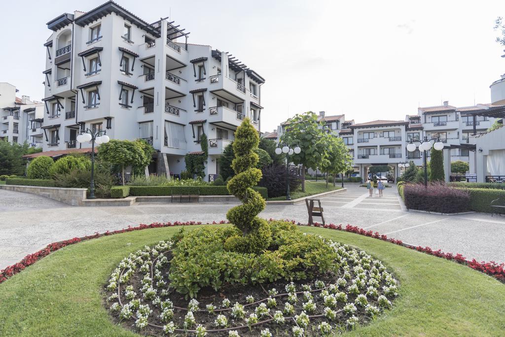 Oasis Resort & Spa Cozy Apartments 洛泽内茨 外观 照片